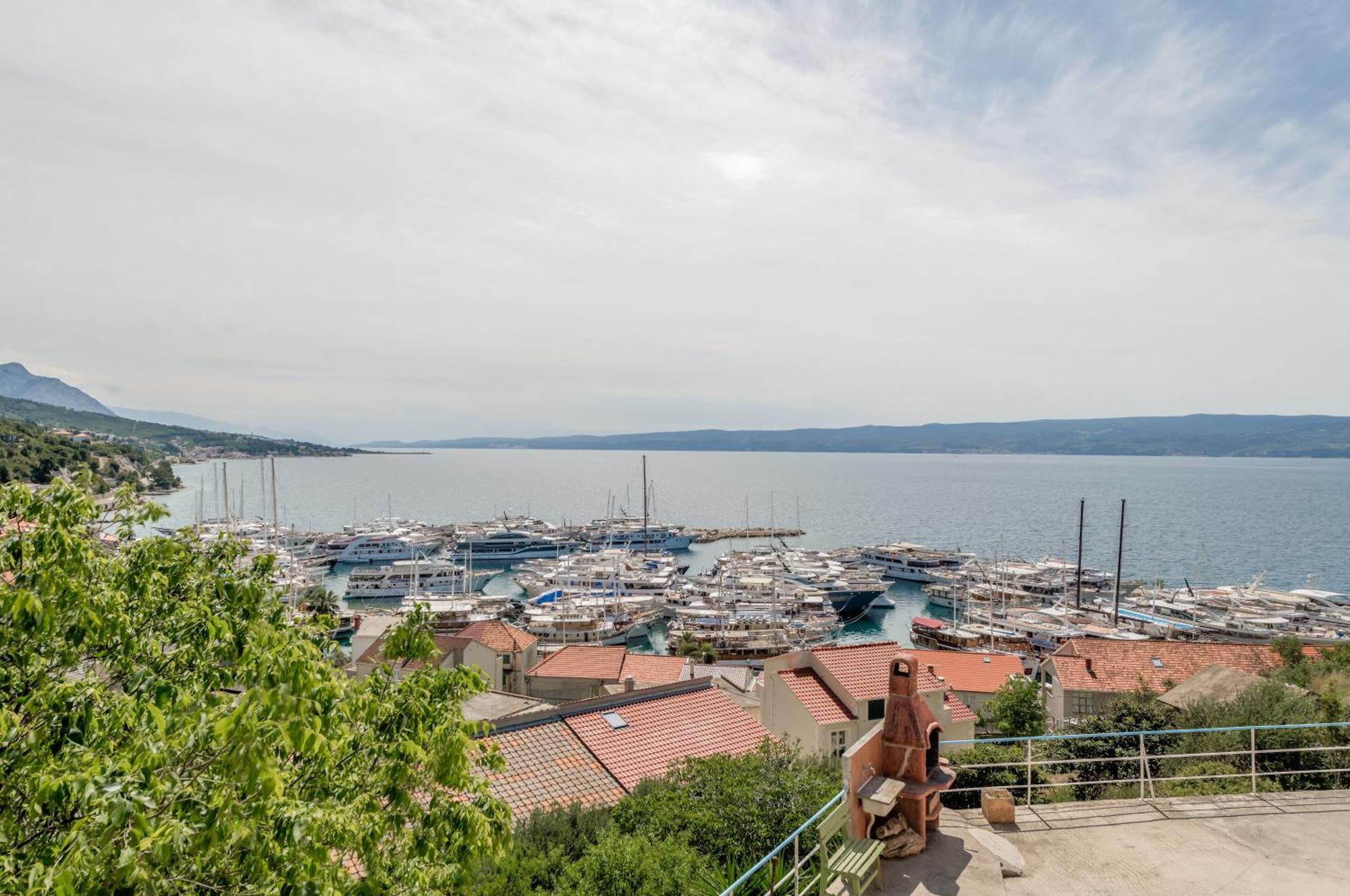 Apartment Krilo Jesenice Екстериор снимка